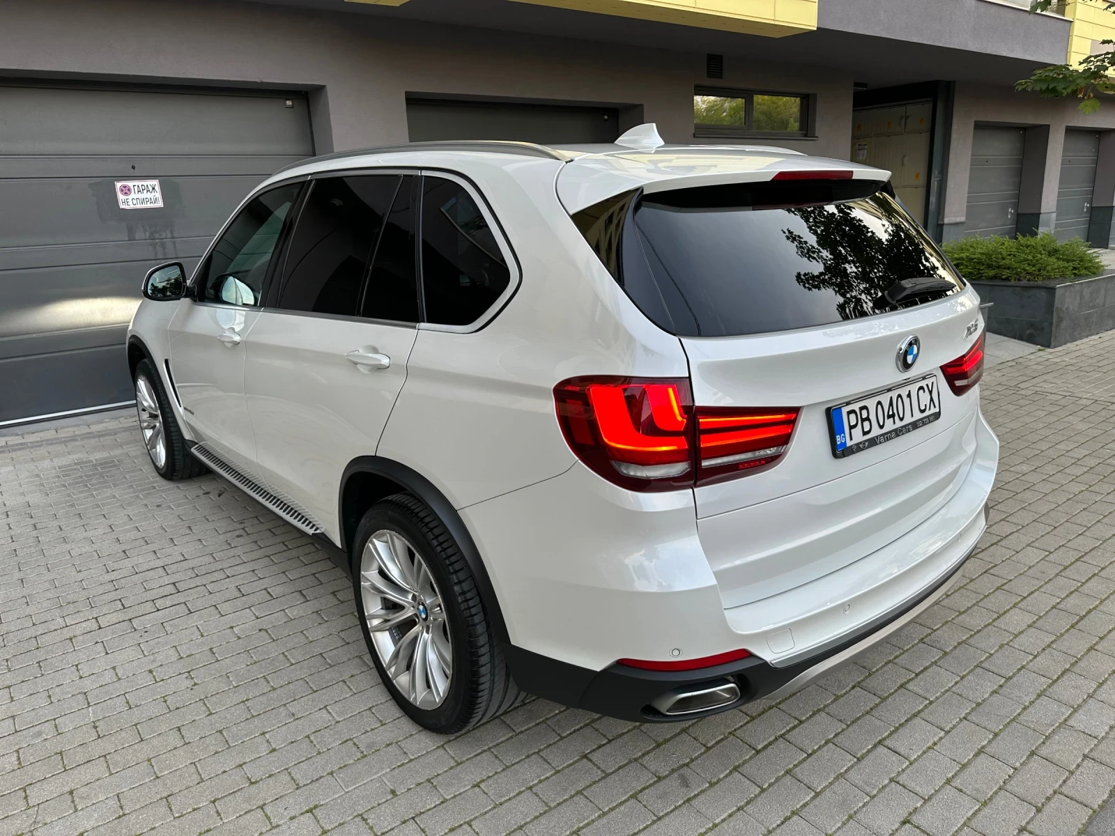 BMW X5 40d INDIVIDUAL B&O - изображение 6