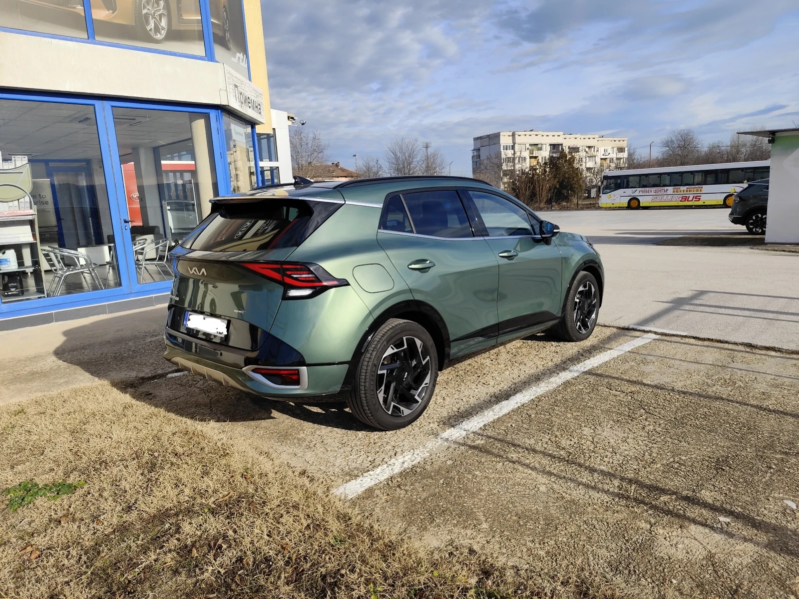 Kia Sportage GT-LINE-PLUG IN HYBRID PHEV 4x4 - изображение 2