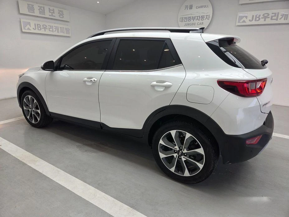 Kia Stonic Diesel 1.6 Prestige * -   *  | Mobile.bg   4