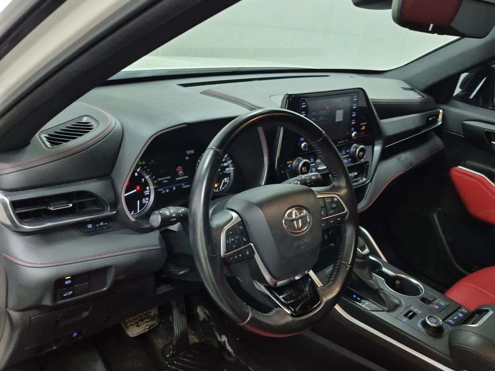 Toyota Highlander XSE АВТО КРЕДИТ, снимка 10 - Автомобили и джипове - 53946949