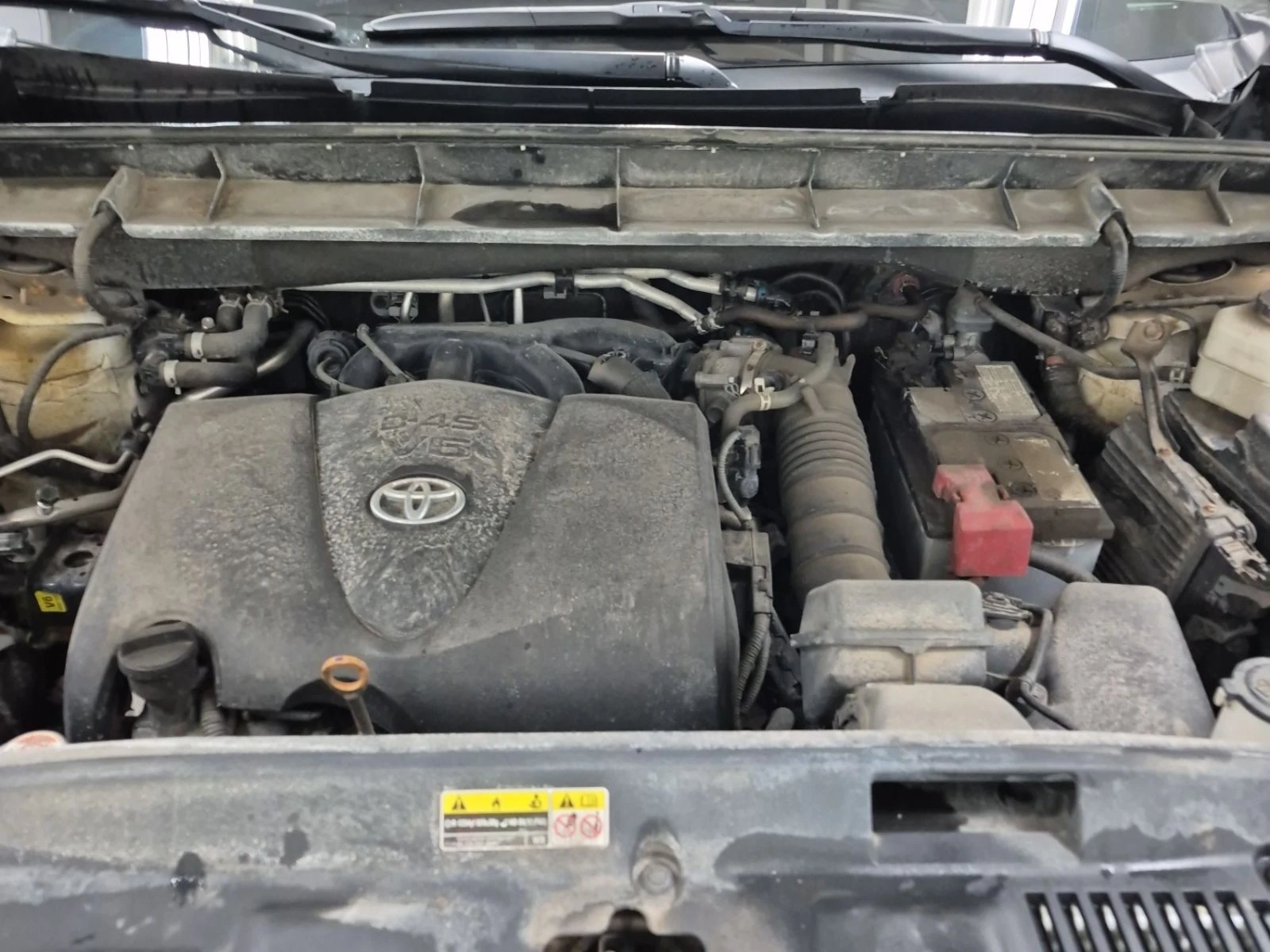 Toyota Highlander XSE АВТО КРЕДИТ, снимка 8 - Автомобили и джипове - 53946949