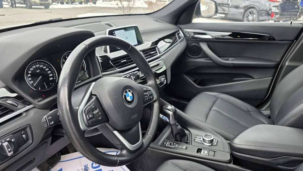 BMW X1 xDrive* АвтоКредит* (ЦЕНА ДО БГ), снимка 8 - Автомобили и джипове - 54030595