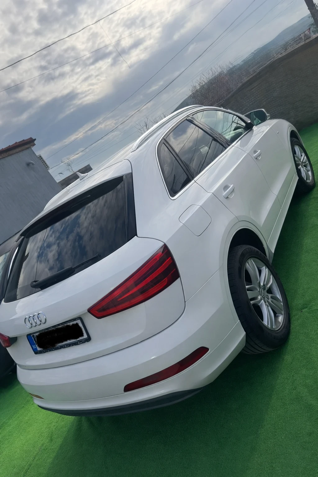 Audi Q3, снимка 2 - Автомобили и джипове - 54098319