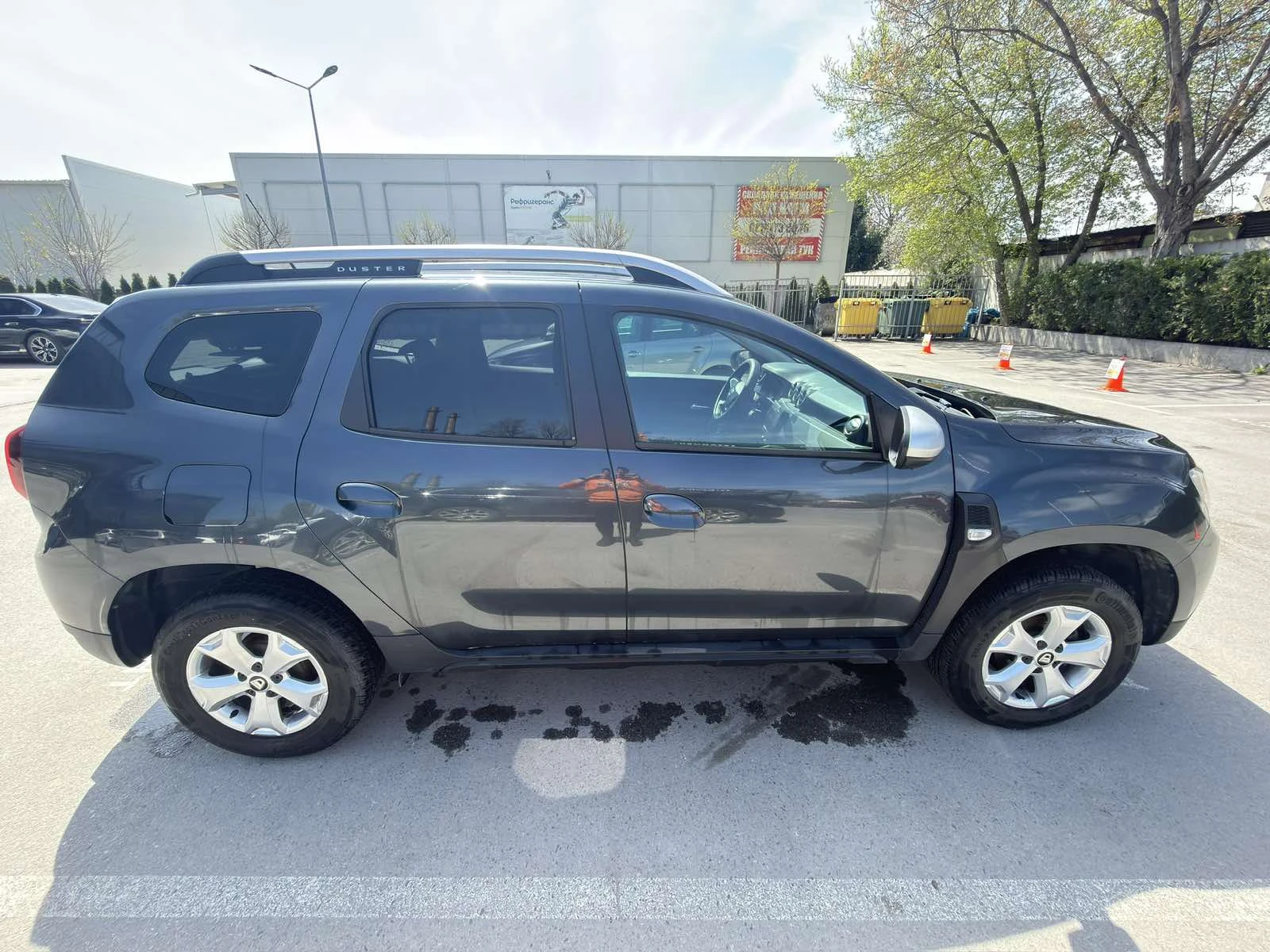 Dacia Duster, снимка 7 - Автомобили и джипове - 54236582