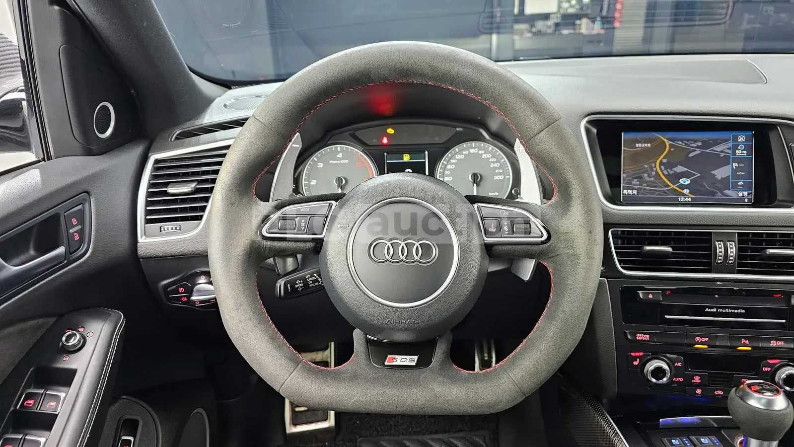 Audi SQ5 * ABT* CARBON* TOP, снимка 8 - Автомобили и джипове - 54265992