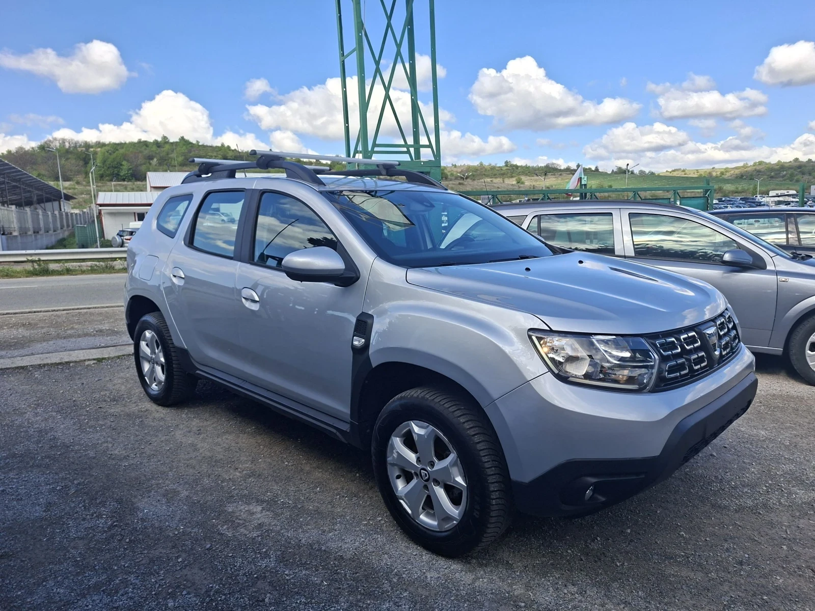 Dacia Duster 1.5 DCI, снимка 3 - Автомобили и джипове - 54290304
