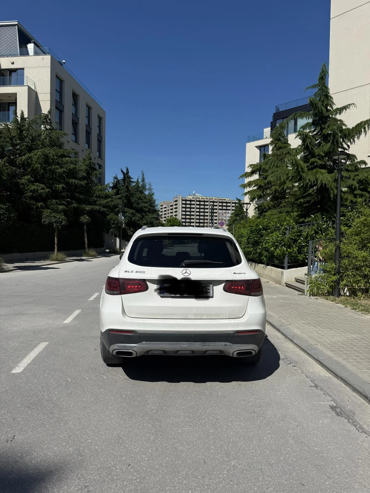 Mercedes-Benz GLC 300, снимка 3 - Автомобили и джипове - 54886513