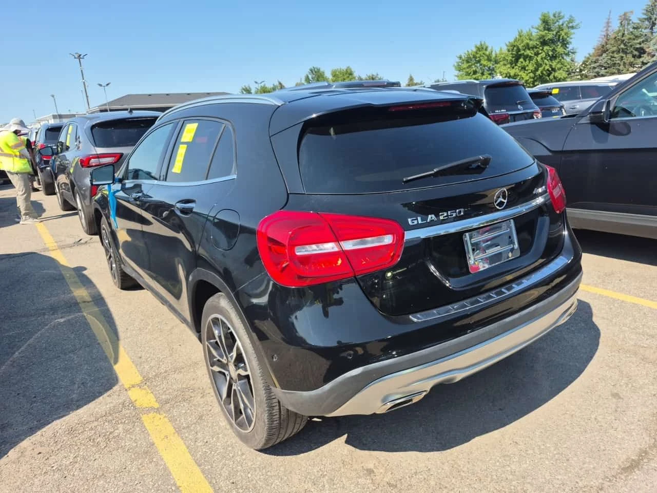 Mercedes-Benz GLA 250 * CARFAX * ОПЦИЯ ЗА ФИНАНСИРАНЕ, снимка 4 - Автомобили и джипове - 55547241