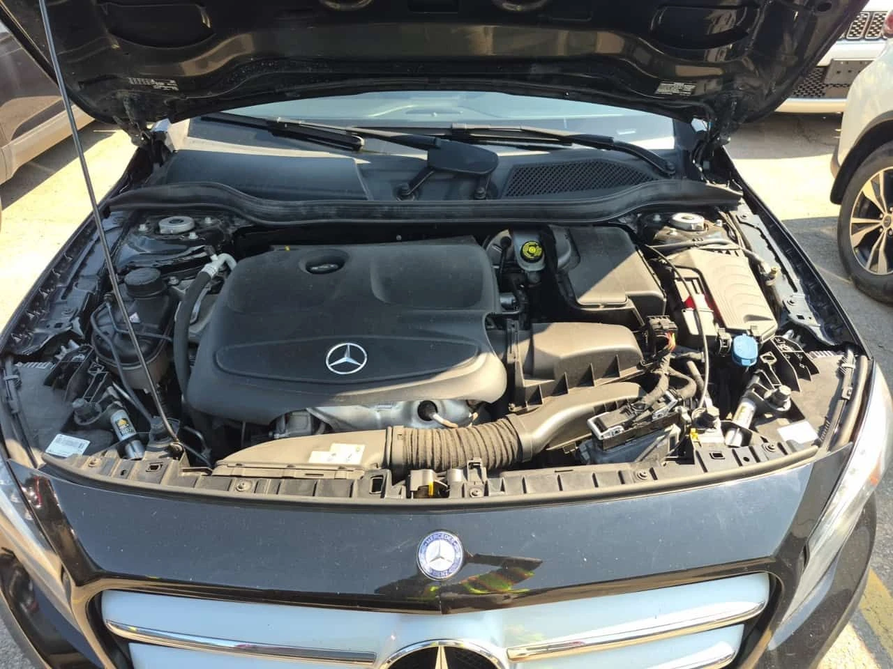 Mercedes-Benz GLA 250 * CARFAX * ОПЦИЯ ЗА ФИНАНСИРАНЕ, снимка 16 - Автомобили и джипове - 55547241