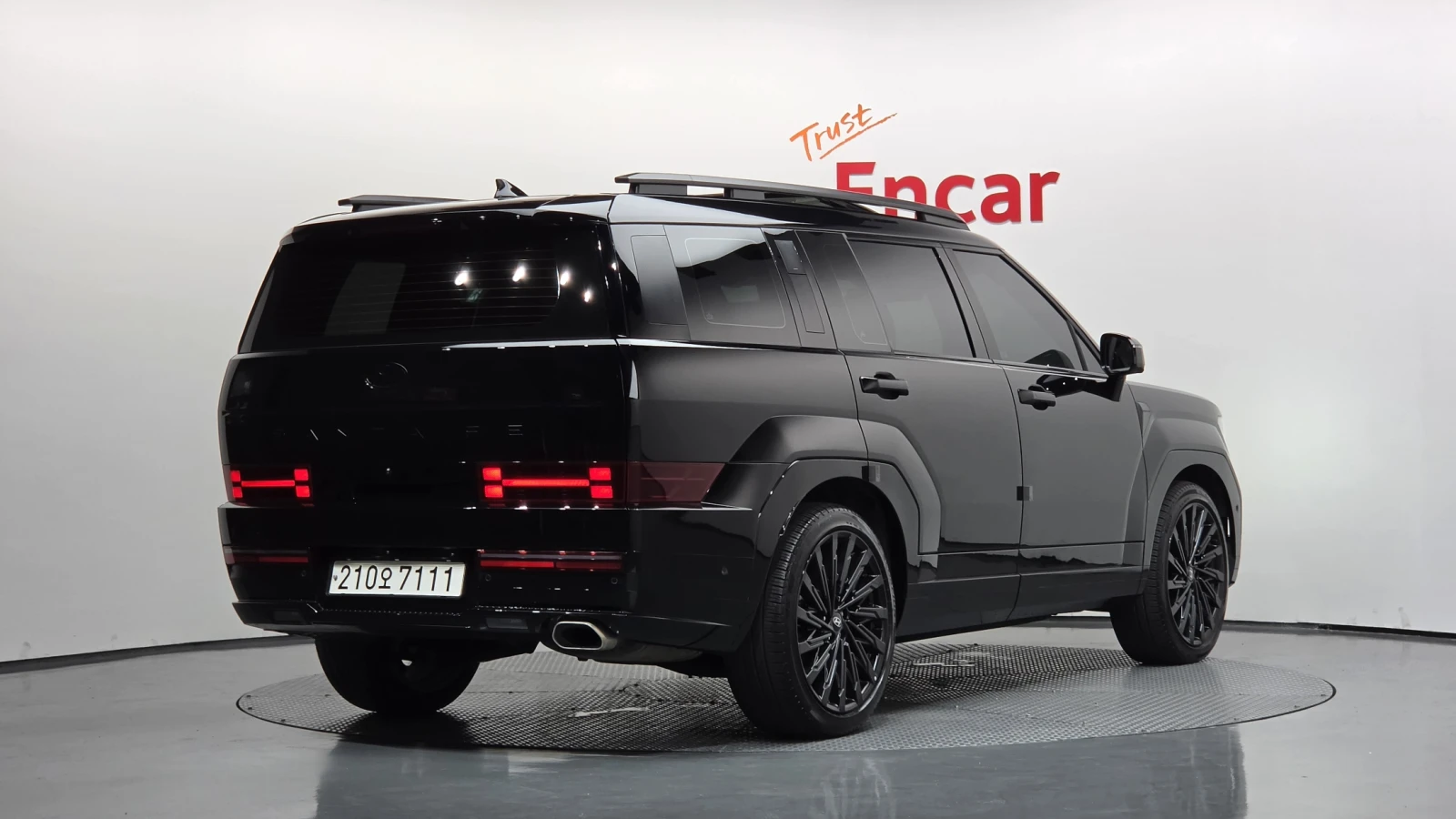 Hyundai Santa fe 2.5T Calligraphy* HUD* 360* МАСАЖ* КРАЙНА ЦЕНА, снимка 2 - Автомобили и джипове - 55594456