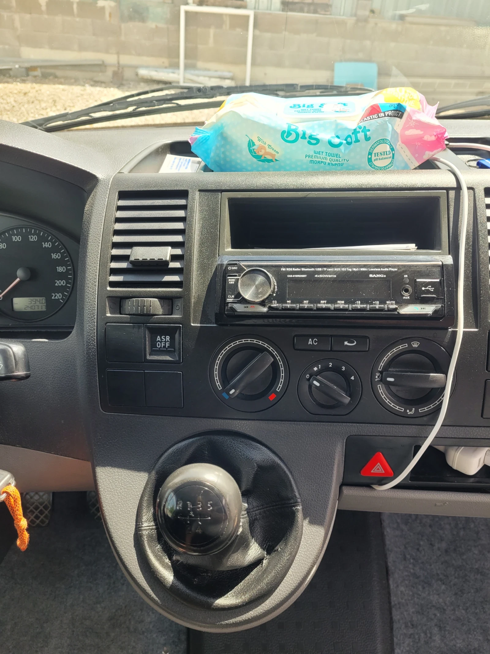 VW Transporter Transporter  1.9 TDI - изображение 7