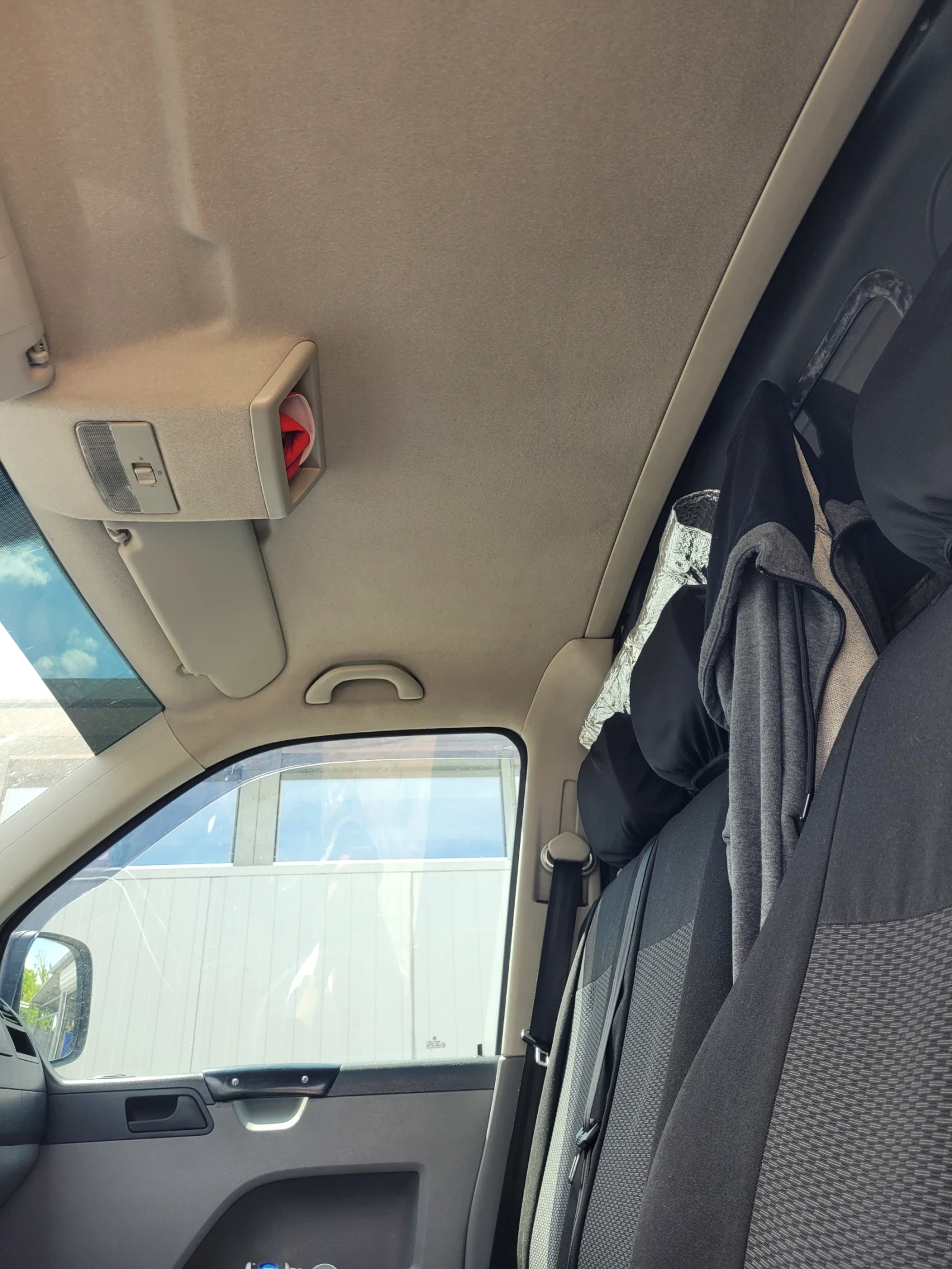 VW Transporter Transporter  1.9 TDI - изображение 5