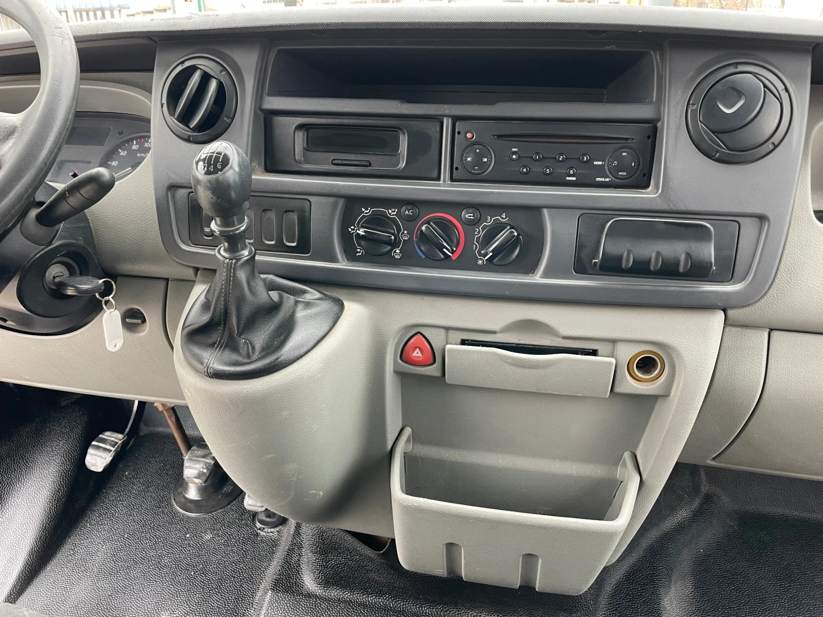 Renault Master 2.5 CDTI / MAXI / КЛИМАТИК - изображение 9