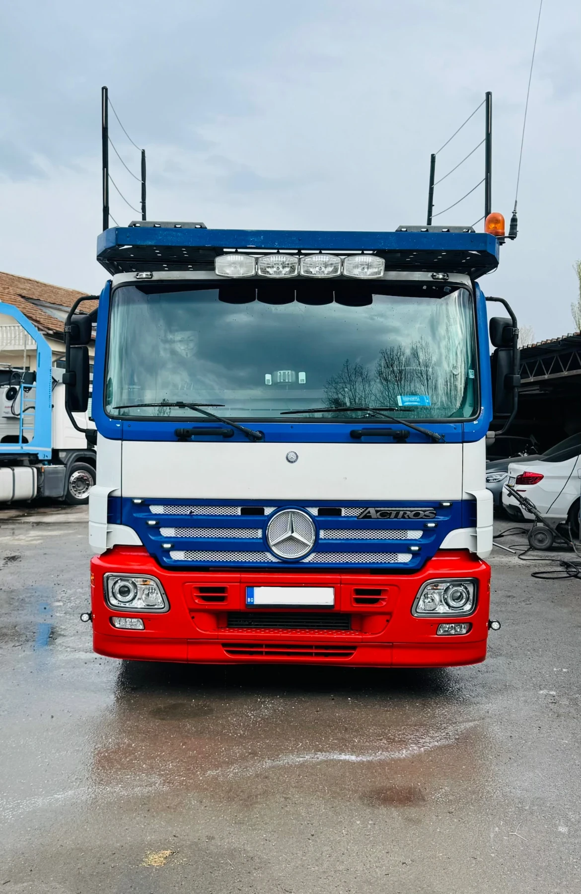 Mercedes-Benz Actros 1841 Kassbohrer Vario 