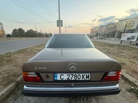 Mercedes-Benz 124 124-avtomat-бензин/ газ, снимка 4