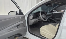 Hyundai Elantra 1.6 Inspiration, снимка 8