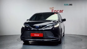 Toyota Sienna 2.5 HYBRID* AWD* ПОДГРЕВ* ОБДУХВАНЕ* ШИБИДАХ* 360*, снимка 3