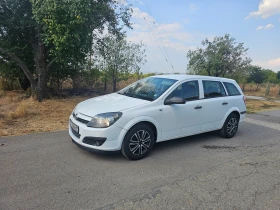 Opel Astra Гаражна-Климатр, снимка 2