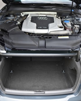 Audi A5 3.0TDI/6ZF/Quattro/3* SLine/ Alcantara/Distronic/, снимка 15 - Автомобили и джипове - 45830459