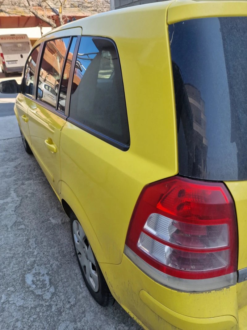 Opel Zafira, снимка 3 - Автомобили и джипове - 45031382