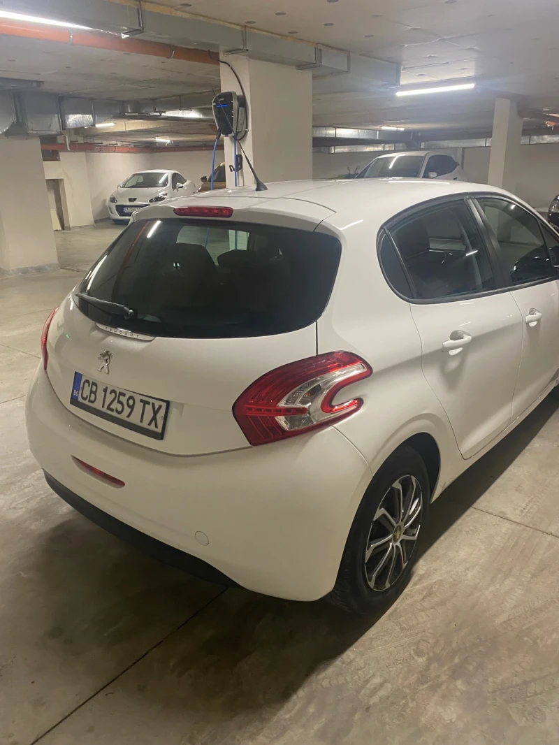 Peugeot 208 1.0 VTI, снимка 6 - Автомобили и джипове - 47266420