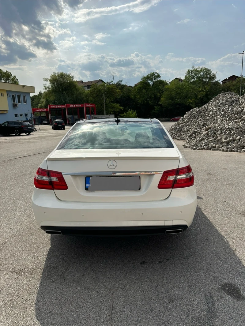 Mercedes-Benz E 500, снимка 3 - Автомобили и джипове - 47156689