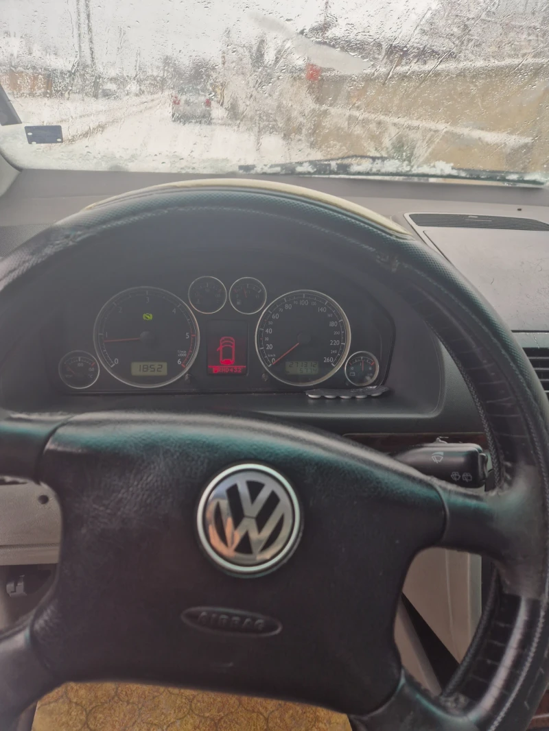 VW Sharan, снимка 5 - Автомобили и джипове - 48479096