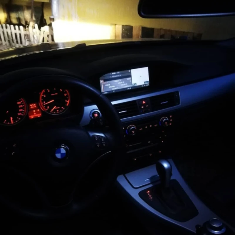 BMW 325 Xi  , снимка 2 - Автомобили и джипове - 53025144