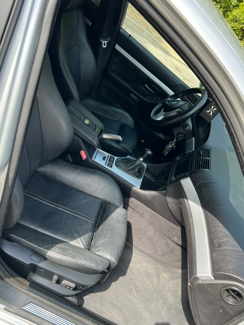 BMW 530, снимка 11 - Автомобили и джипове - 51367935