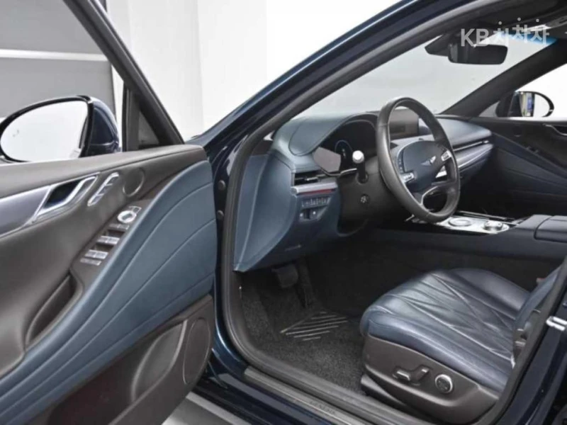 Genesis G80 2.5 T-GDi AWD , Сервиз, Части, Лизинг, снимка 11 - Автомобили и джипове - 51434813