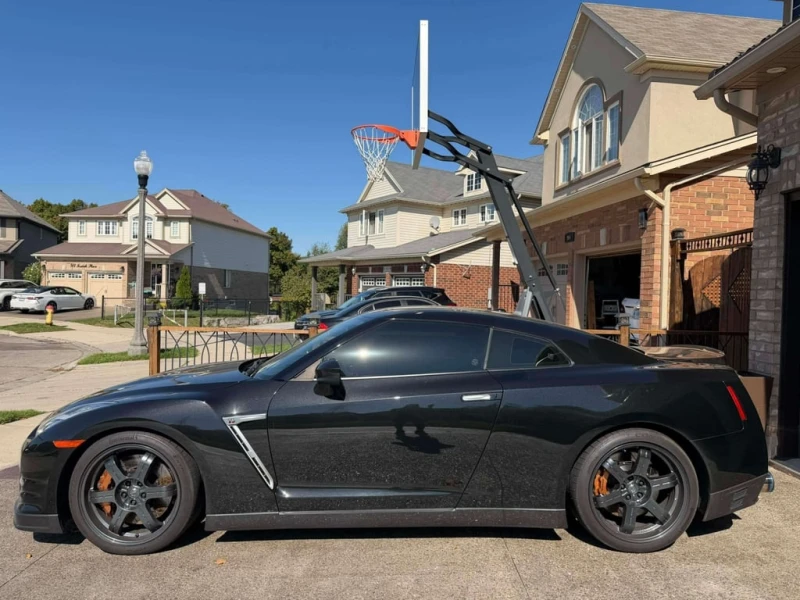 Nissan Gt-r * 2dr Cpe * CARFAX * ЦЕНА ДО БГ, снимка 2 - Автомобили и джипове - 52776293