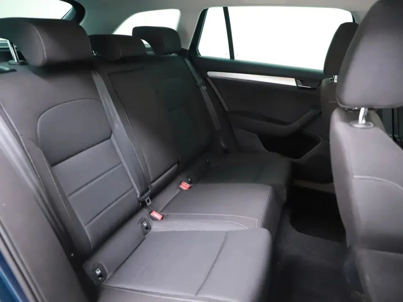 Skoda Superb, снимка 7 - Автомобили и джипове - 53047988