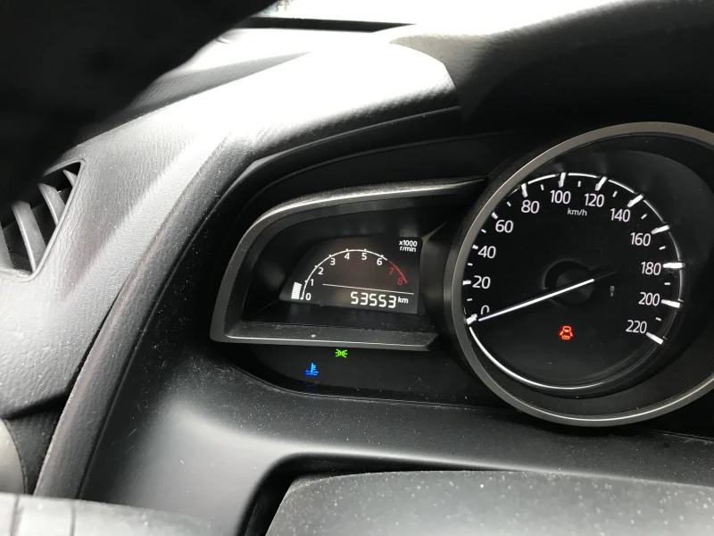 Mazda 2 1.5I, снимка 9 - Автомобили и джипове - 53125006