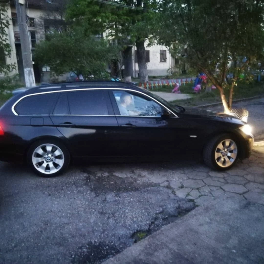 BMW 325 Xi  , снимка 1