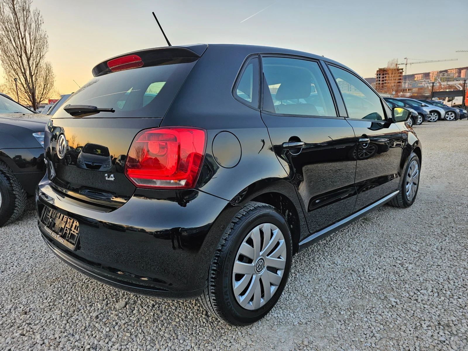 VW Polo 1.4i, 86к.с. - изображение 4