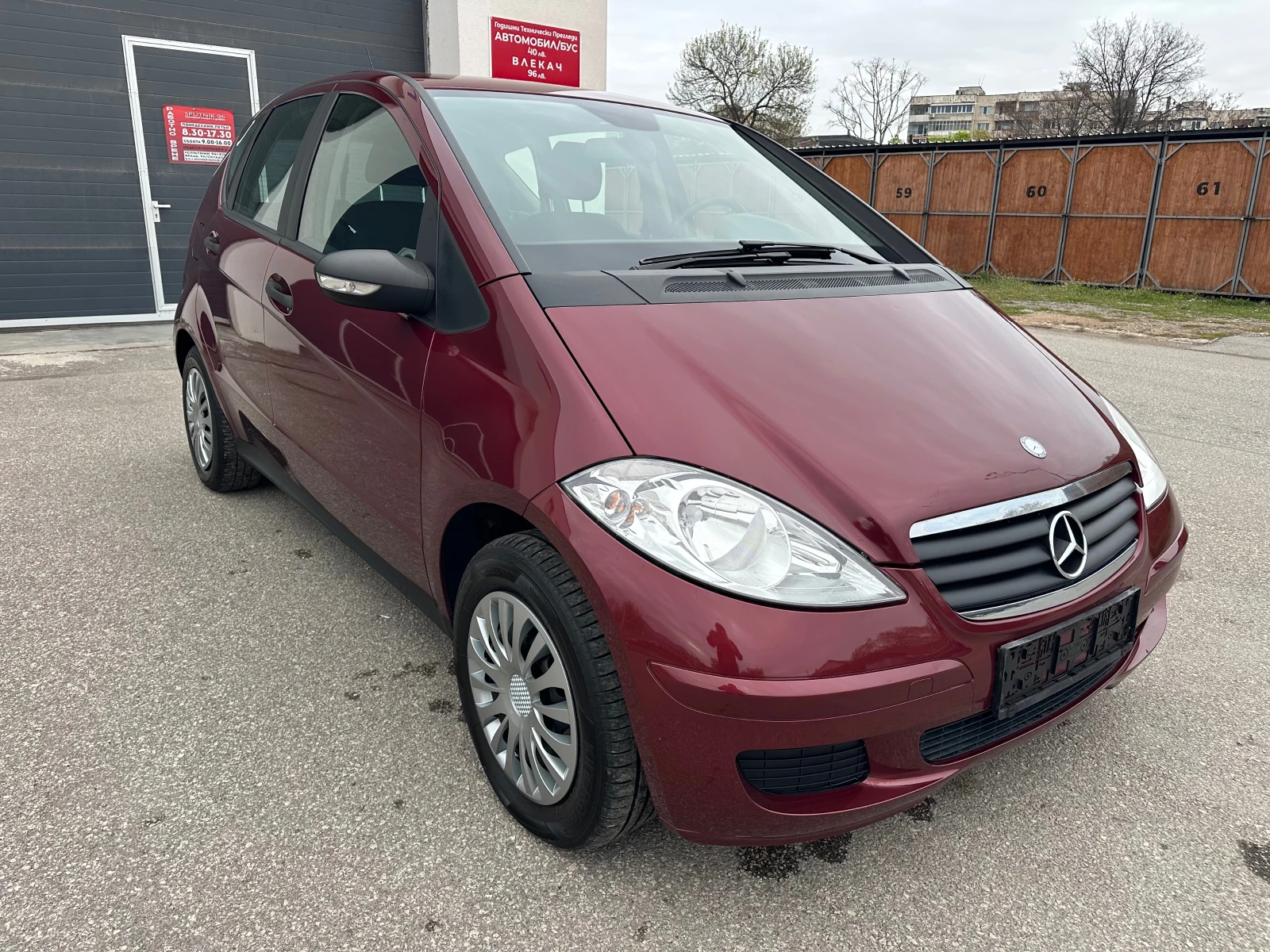 Mercedes-Benz A 150 1.5i - изображение 9