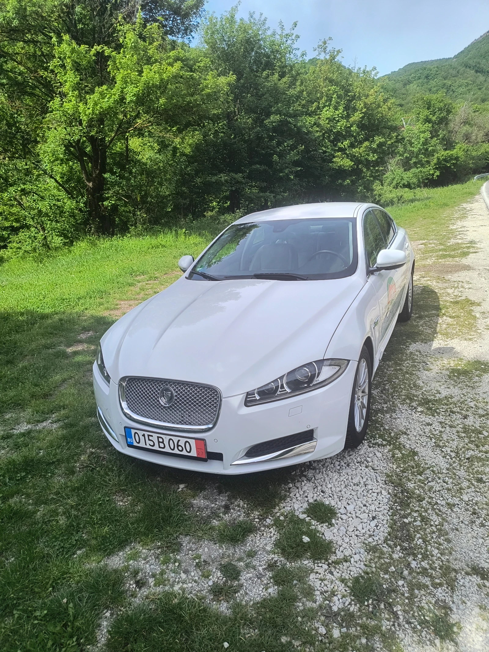 Jaguar Xf 2.2D - изображение 2