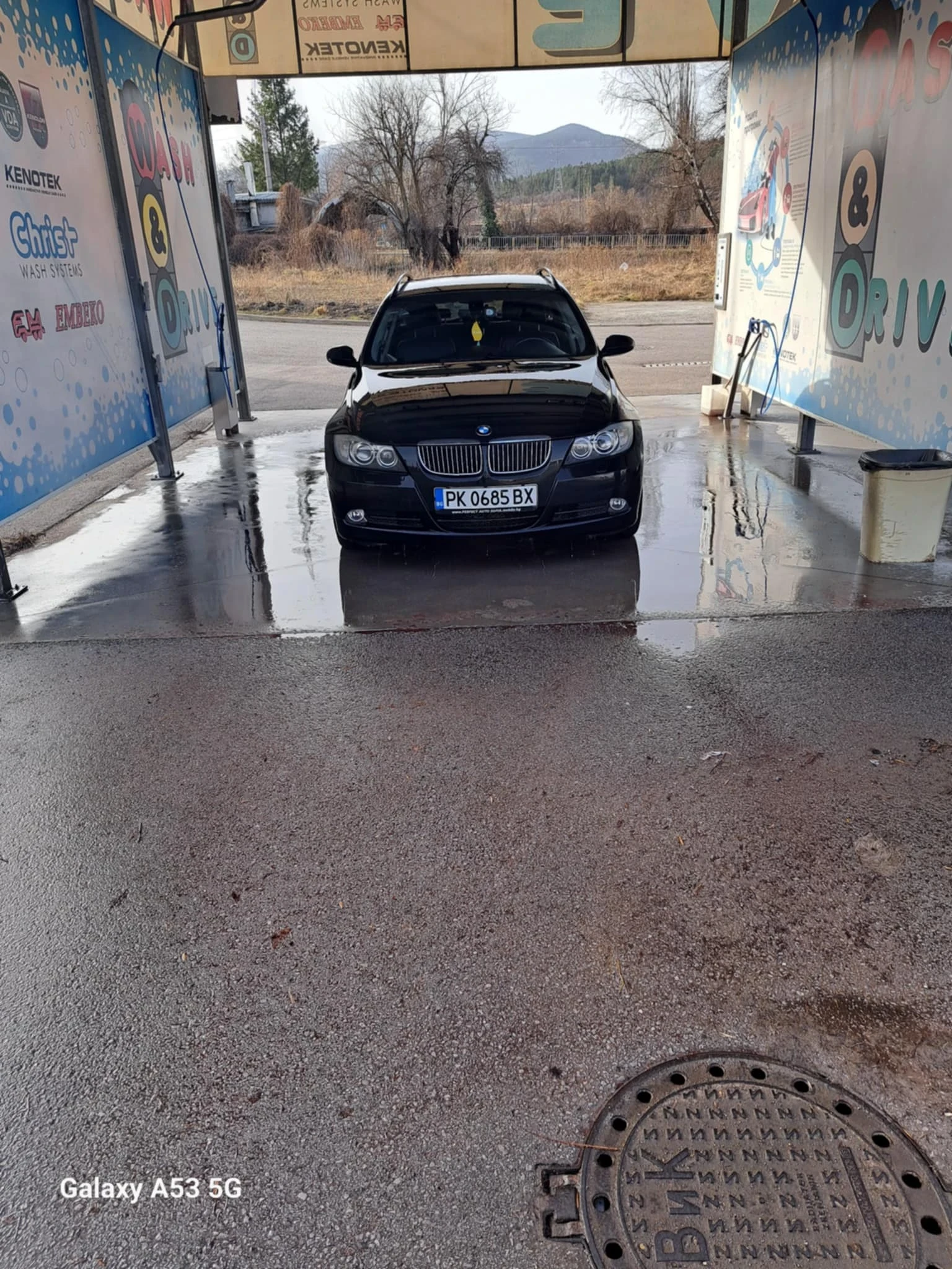 BMW 325 Xi  Автоматик - изображение 4