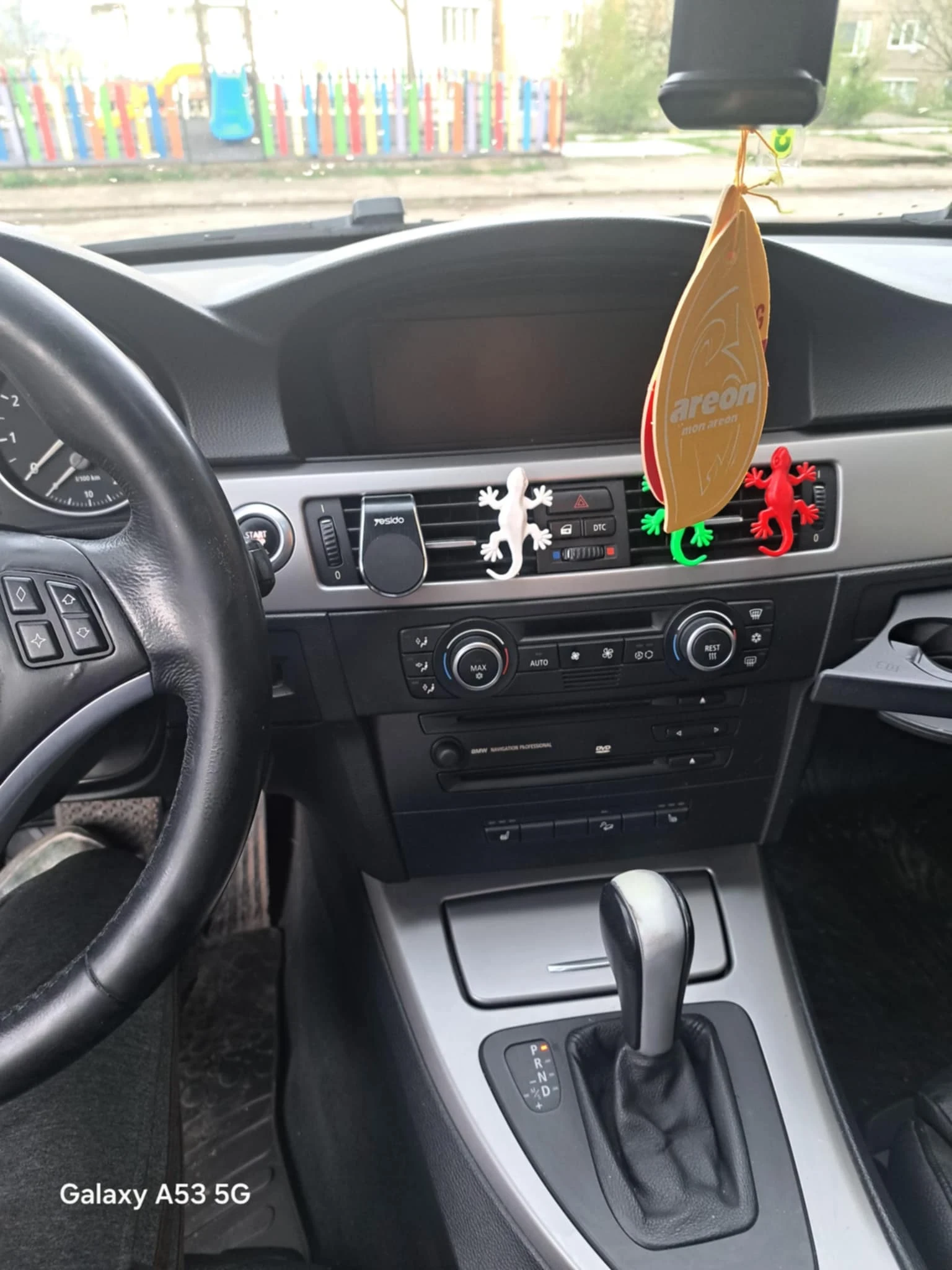 BMW 325 Xi  Автоматик - изображение 5