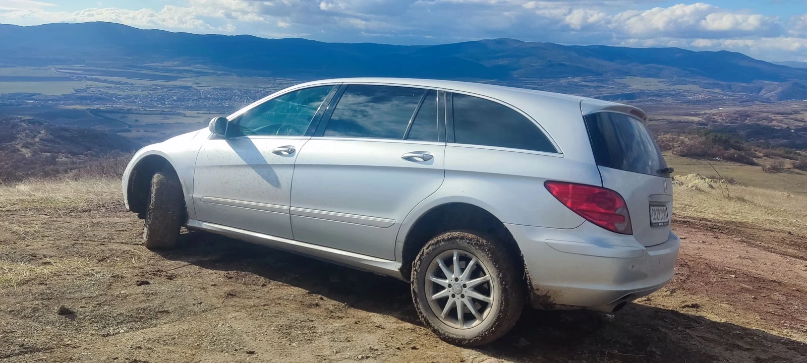 Mercedes-Benz R 320  - изображение 6