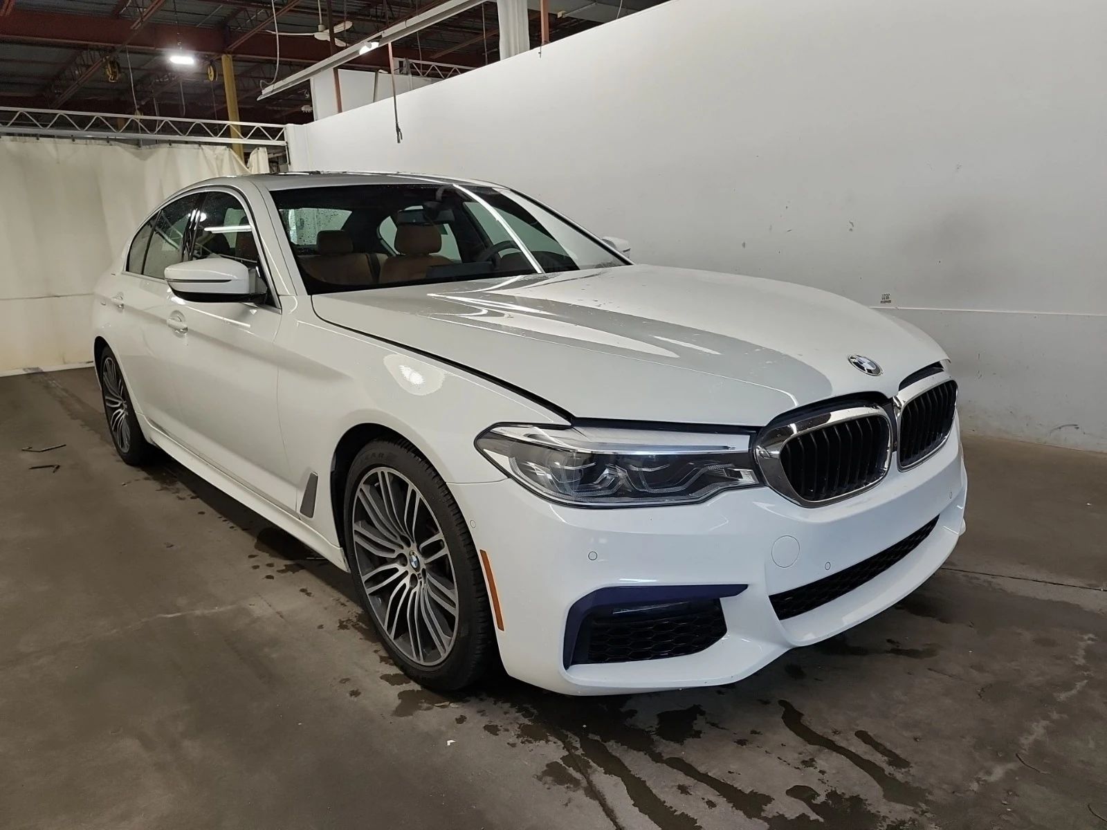 BMW 540 xDrive * ЦЕНА ДО БЪЛГАРИЯ * (CARFAX) - изображение 2