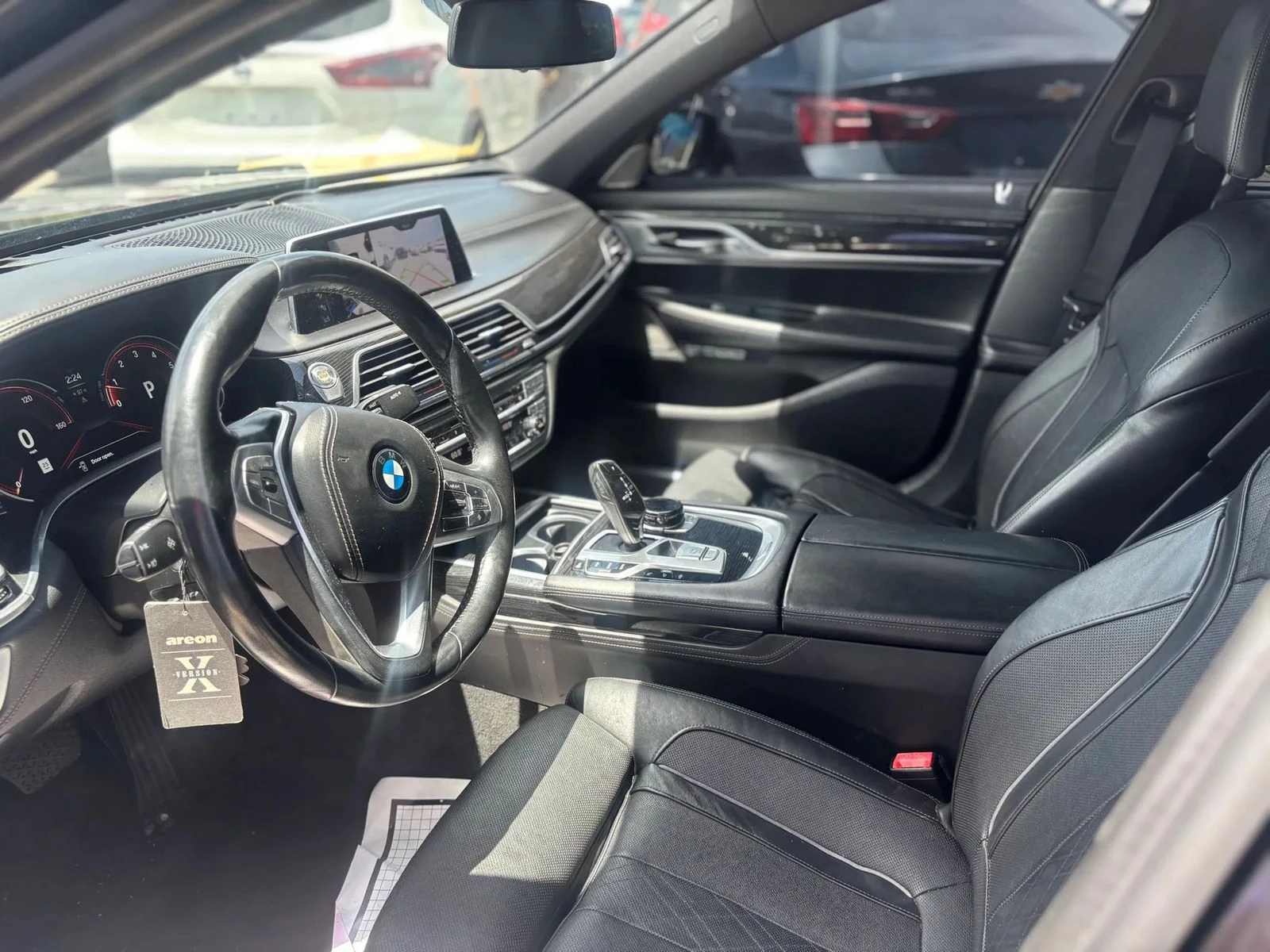 BMW 750 M SPORT LINE/ лизинг - изображение 8