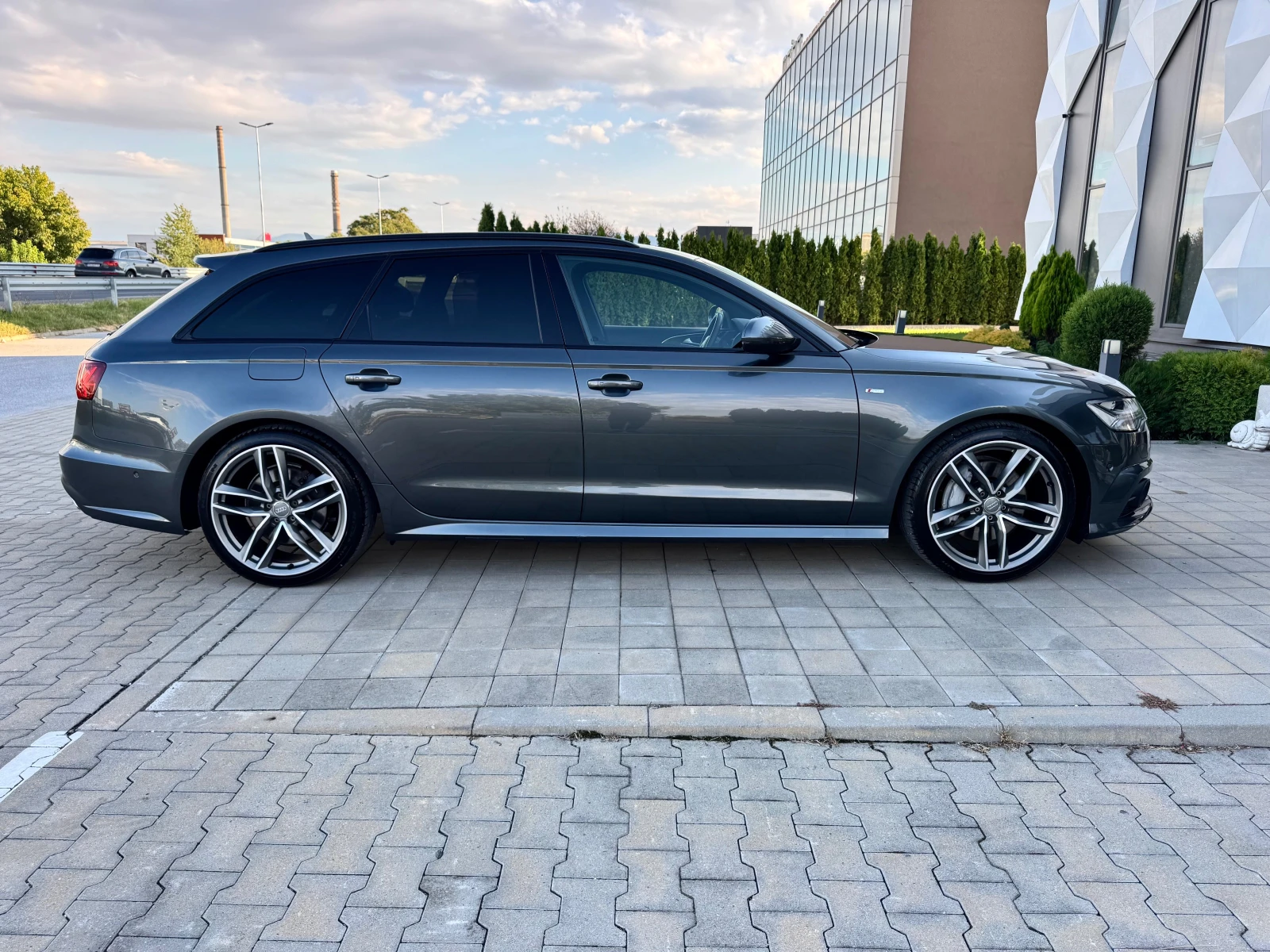 Audi A6 3XS-LINE-3.0TDI-360КАМЕРИ-ПАМЕТ-HEADUP--DISTRONIC- - изображение 4
