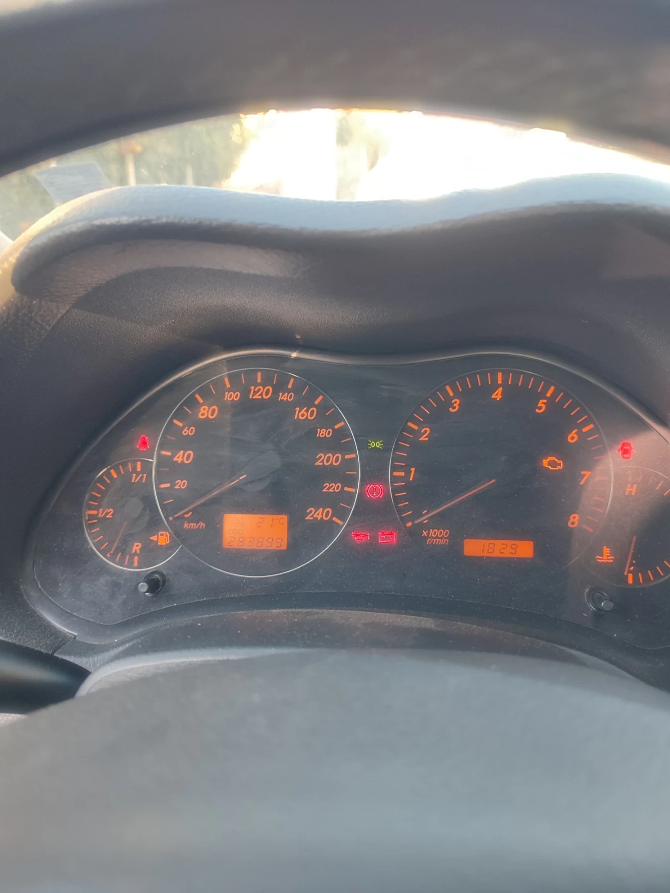 Toyota Avensis  - изображение 7