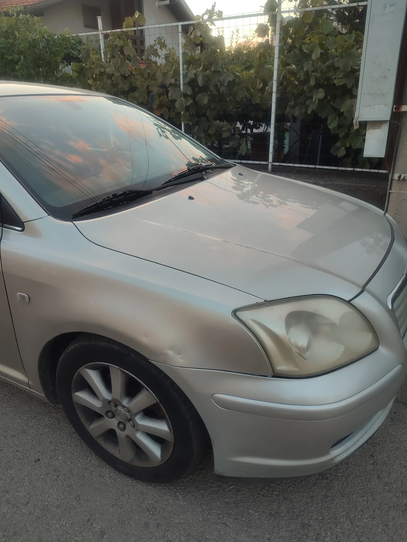 Toyota Avensis  - изображение 2