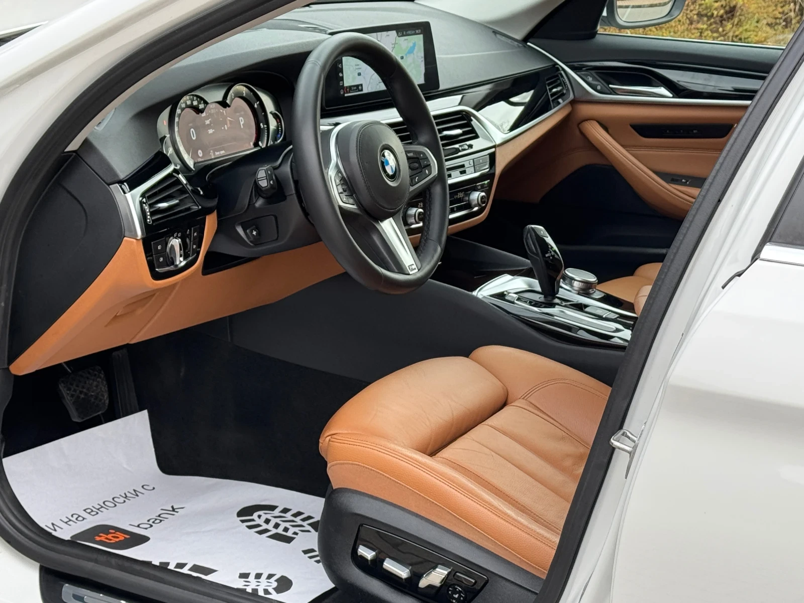 BMW 530 3.0Xdrive-G30-М-СПОРТ-КАМЕРА-ДОСТРОНИК-ЗОНИ-ЛЕНТИ! - изображение 10