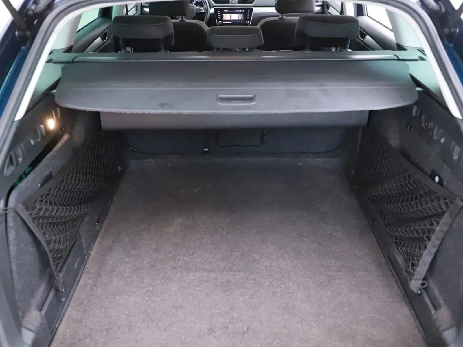 Skoda Superb  - изображение 9