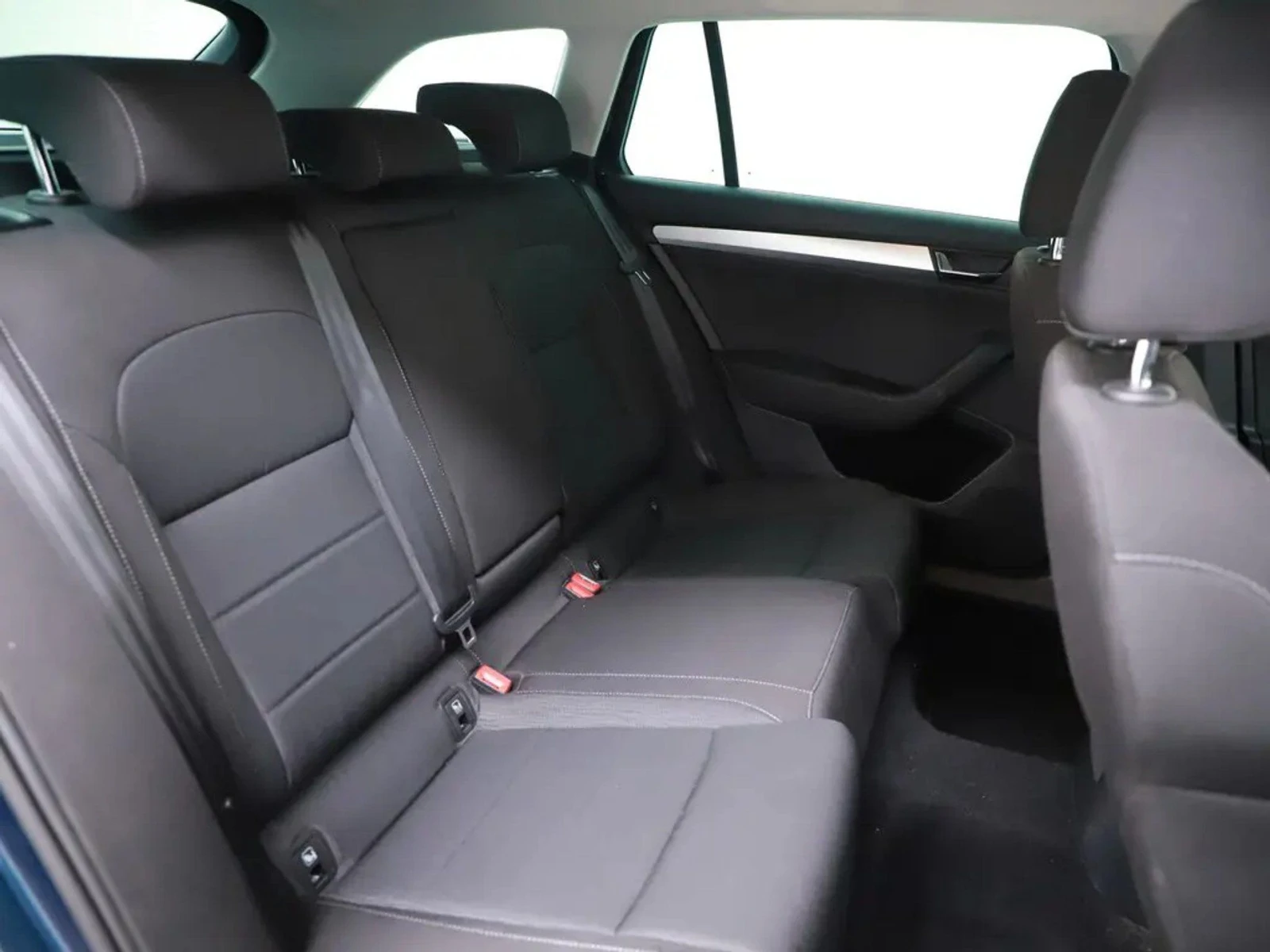 Skoda Superb  - изображение 7