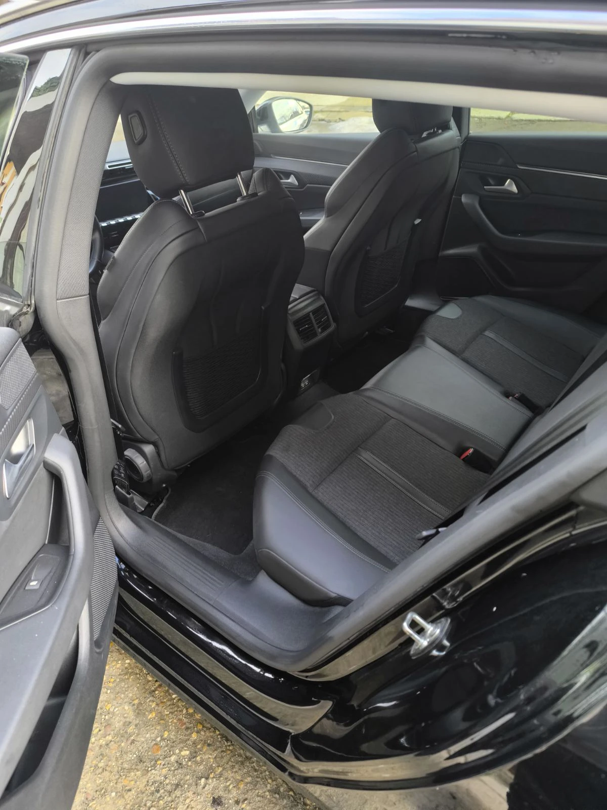 Peugeot 508 1.5 HDI Allure Pack - изображение 8