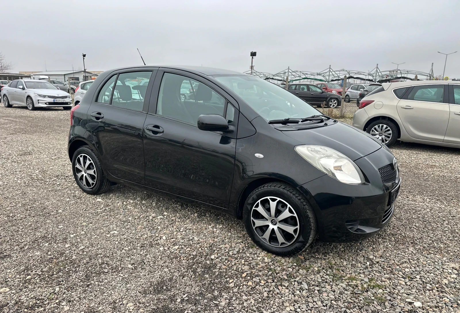 Toyota Yaris 1.3i 87kc / ITALY *  | Mobile.bg � ����������� 3